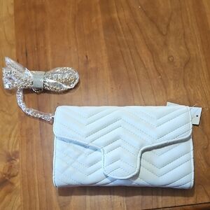 Elegant White Quilted Clutch